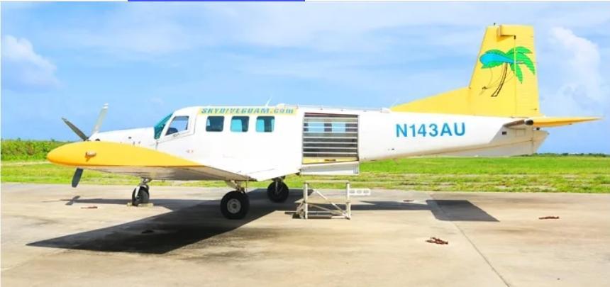 2005 PAC 750XL (N143AU)